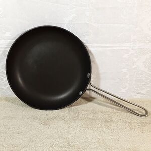 Good, Calphalon 10" Omelette Fry Pan 1390, Nonstick Hard Anodized Aluminum,saute